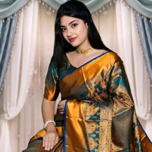 কাঞ্চিবরন কাতান শাড়ি